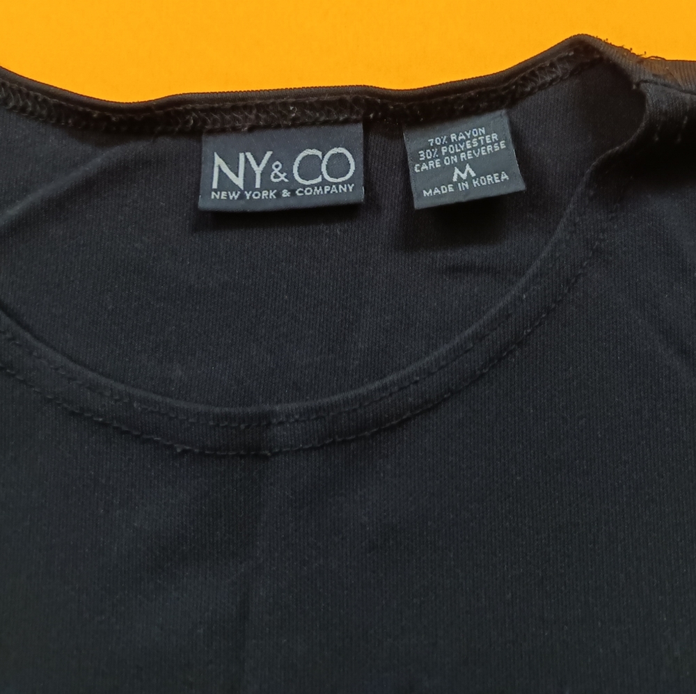 New York and company sleeve less black blouse size medium